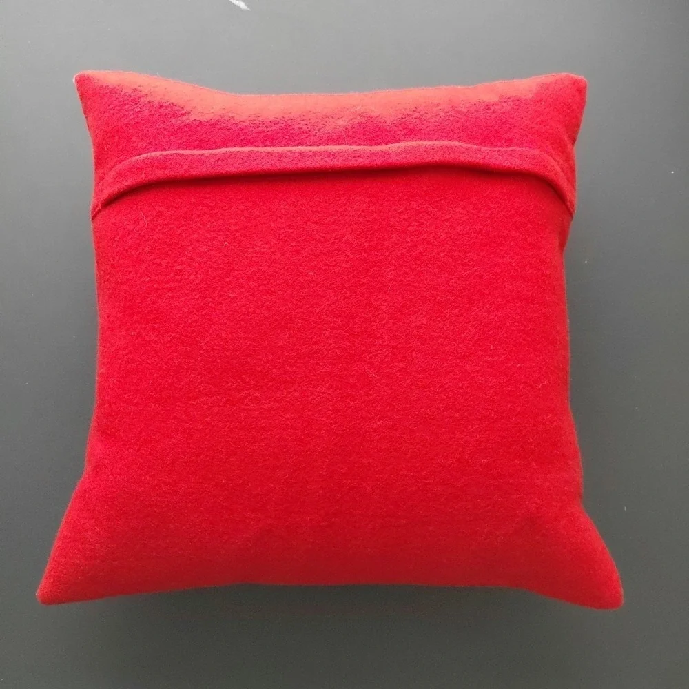 Crate & Barrel Pillow Christmas Tree Felt Wool Holiday RARE Red‎ Embroidered VTG